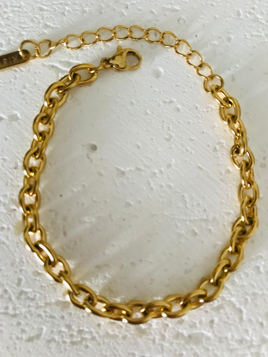 Cassidy O chain bracelet