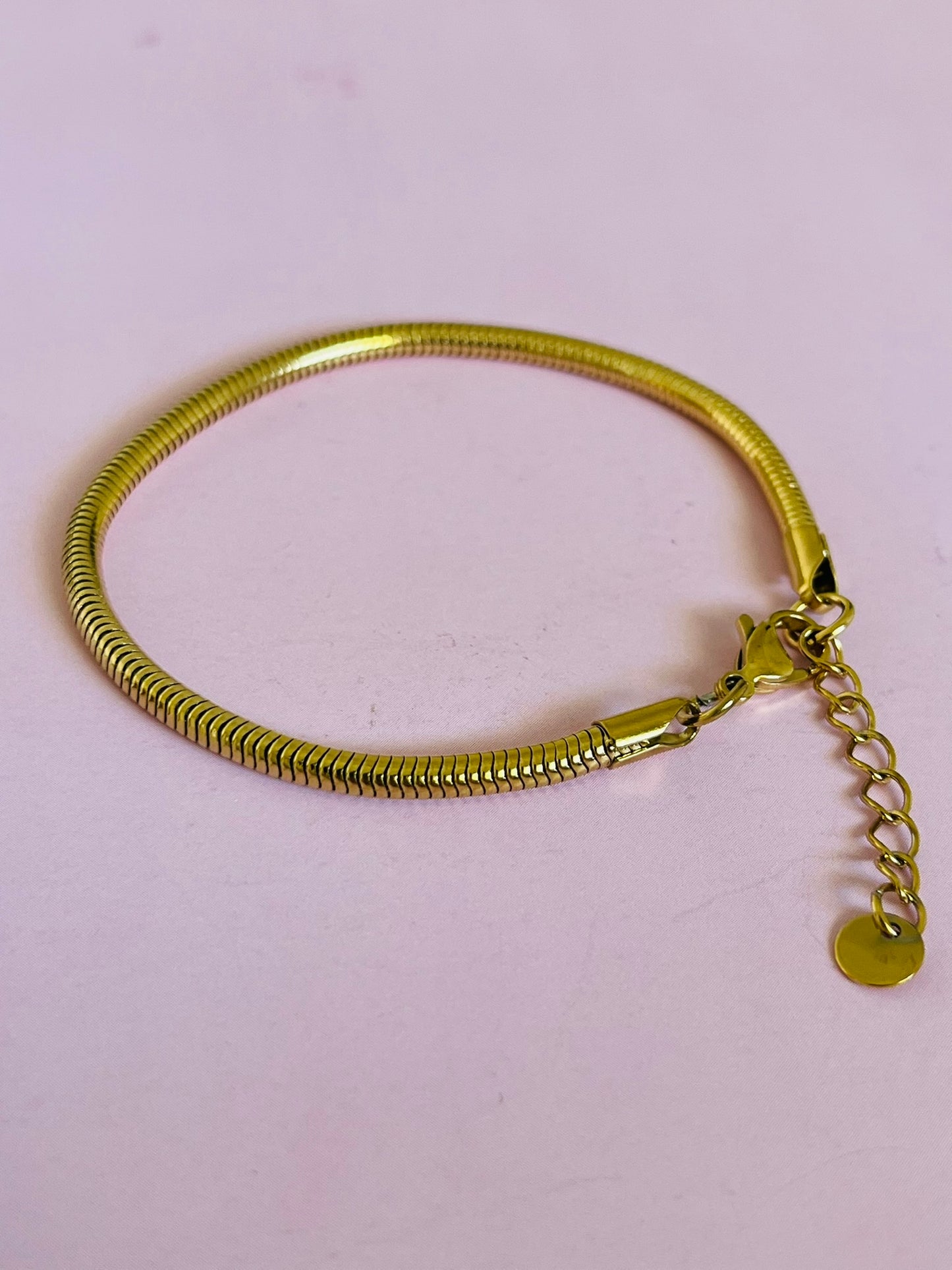 Penelope 3.2 mm round snake chain gold bracelet