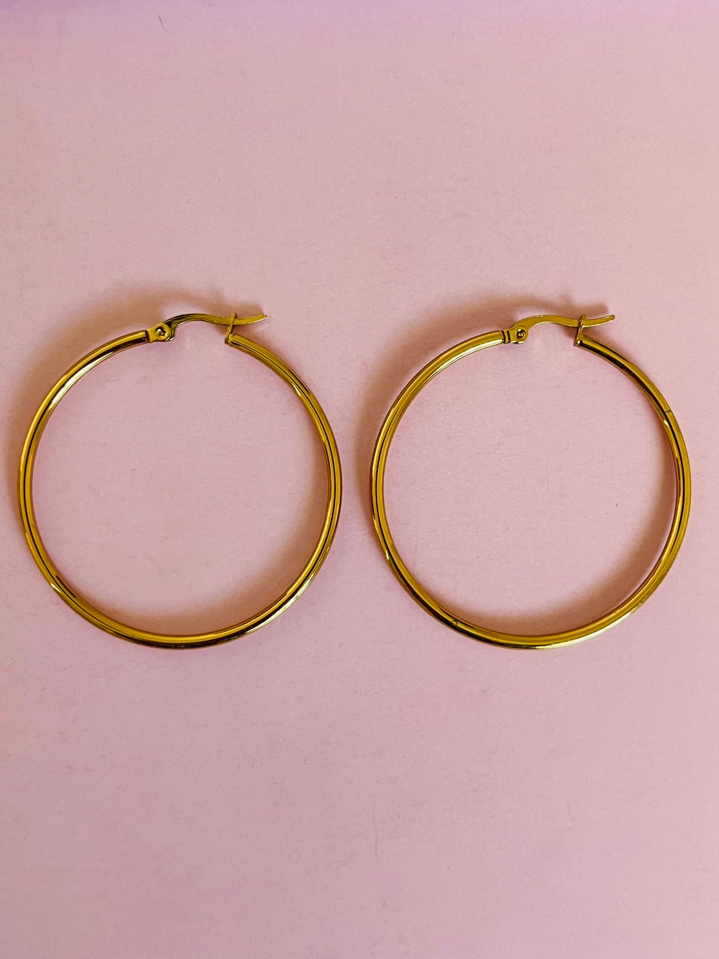 Natasha classic gold hoop earrings