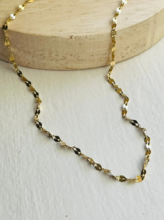 Lipsy dainty chain shimmer gold necklace