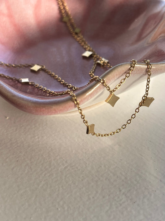 Nova Diamond shimmer disk gold necklace