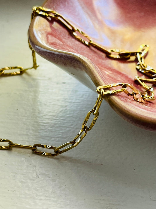 Bianca fancy etched paperclip chain gold necklace