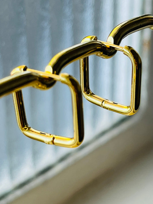 Millie square geometric hoop earring
