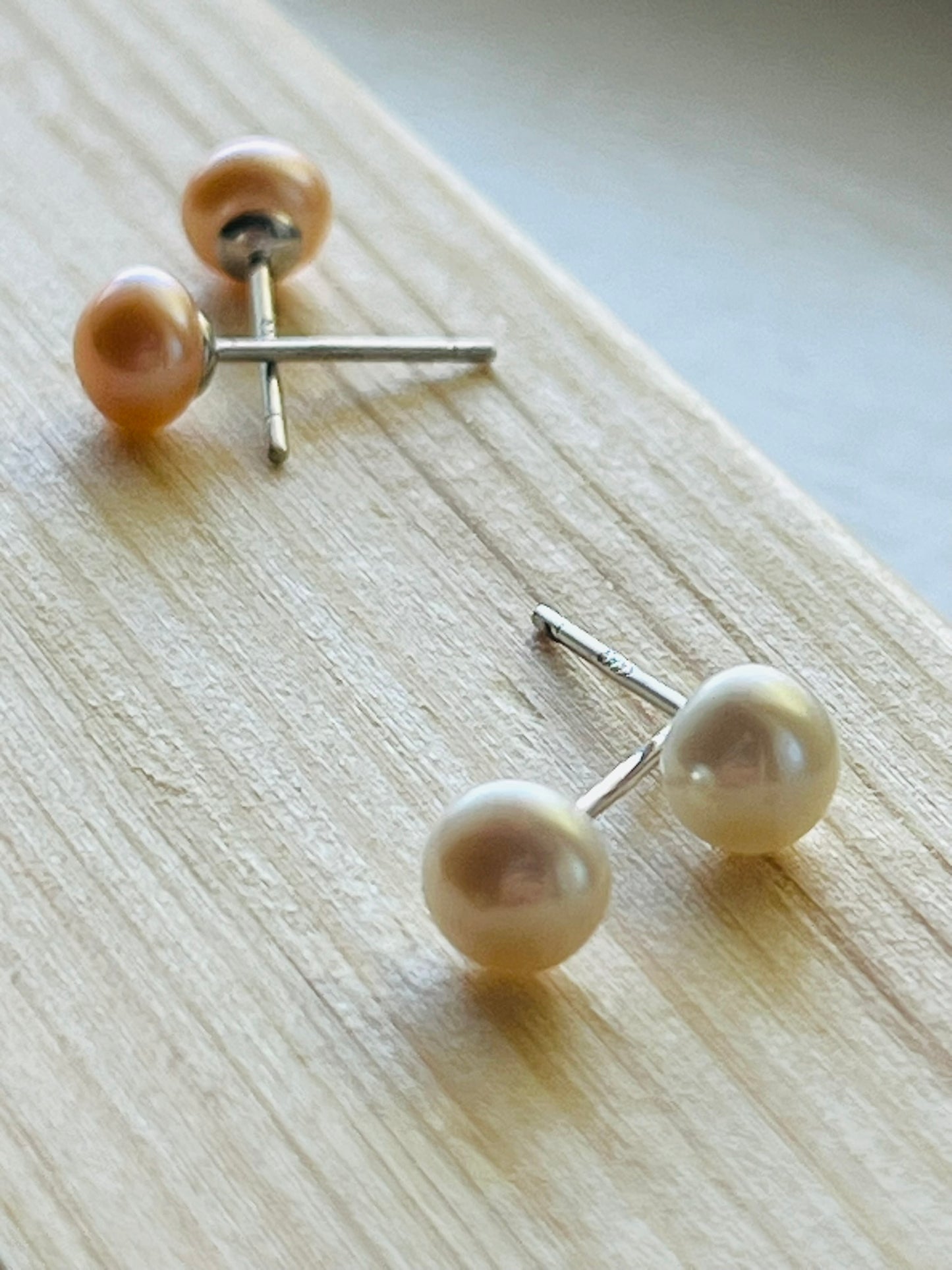 Freshwater pearl and sterling silver stud earrings