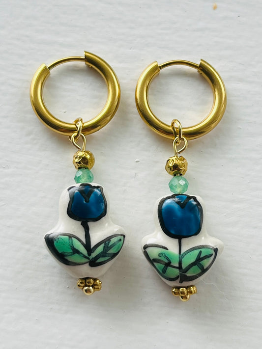 Tulips ceramic earrings
