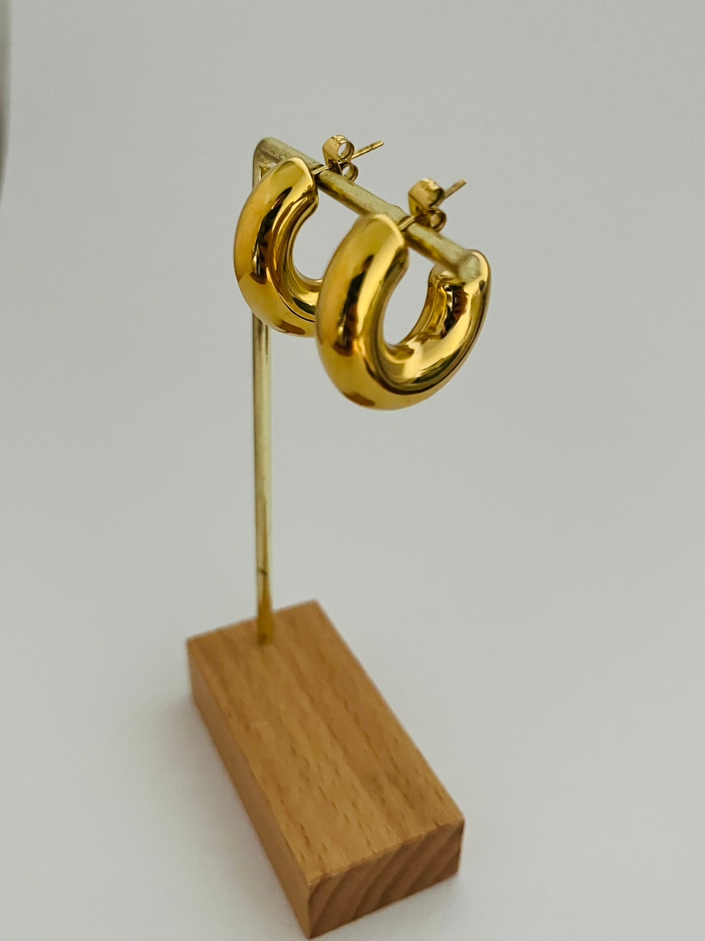 Ivy chunky thick c shape gold hoop earrings