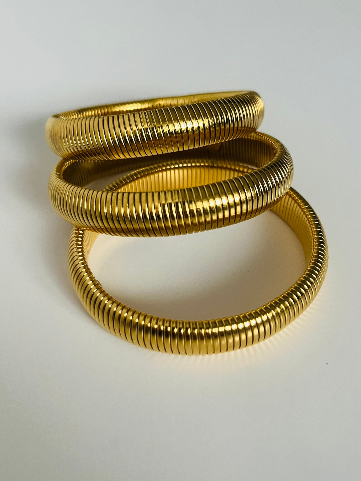 Goddess stretch gold bangles
