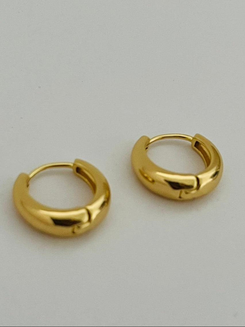 Sadie huggie gold hoop earrings