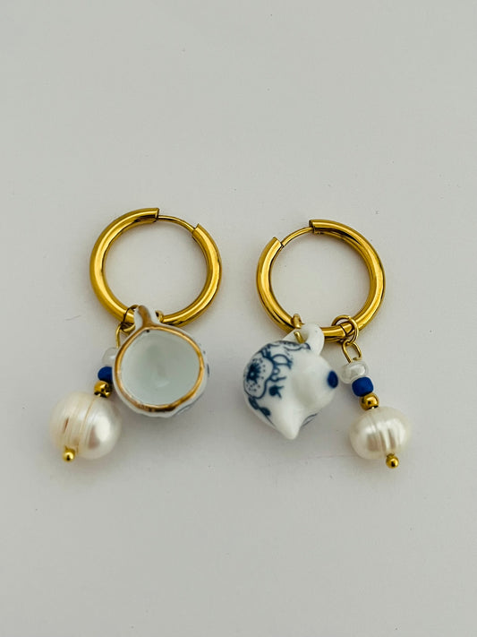 Mrs Potts teapot earrings