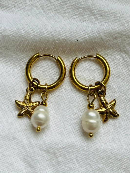 Pure Shores Starfish Pearl charm earrings