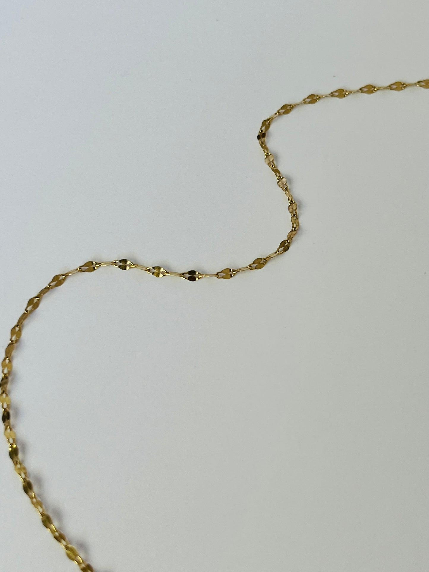Lipsy dainty chain shimmer gold necklace