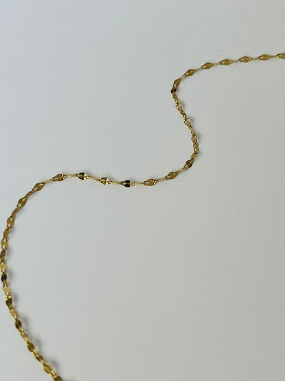 Lipsy dainty chain shimmer gold necklace
