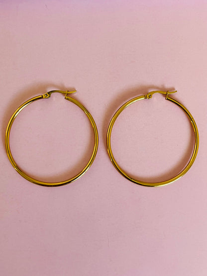 Natasha classic gold hoop earrings