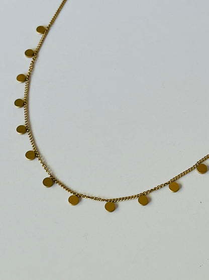 Nova shimmer disk gold necklace