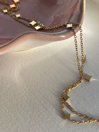 Nova Diamond shimmer disk gold necklace