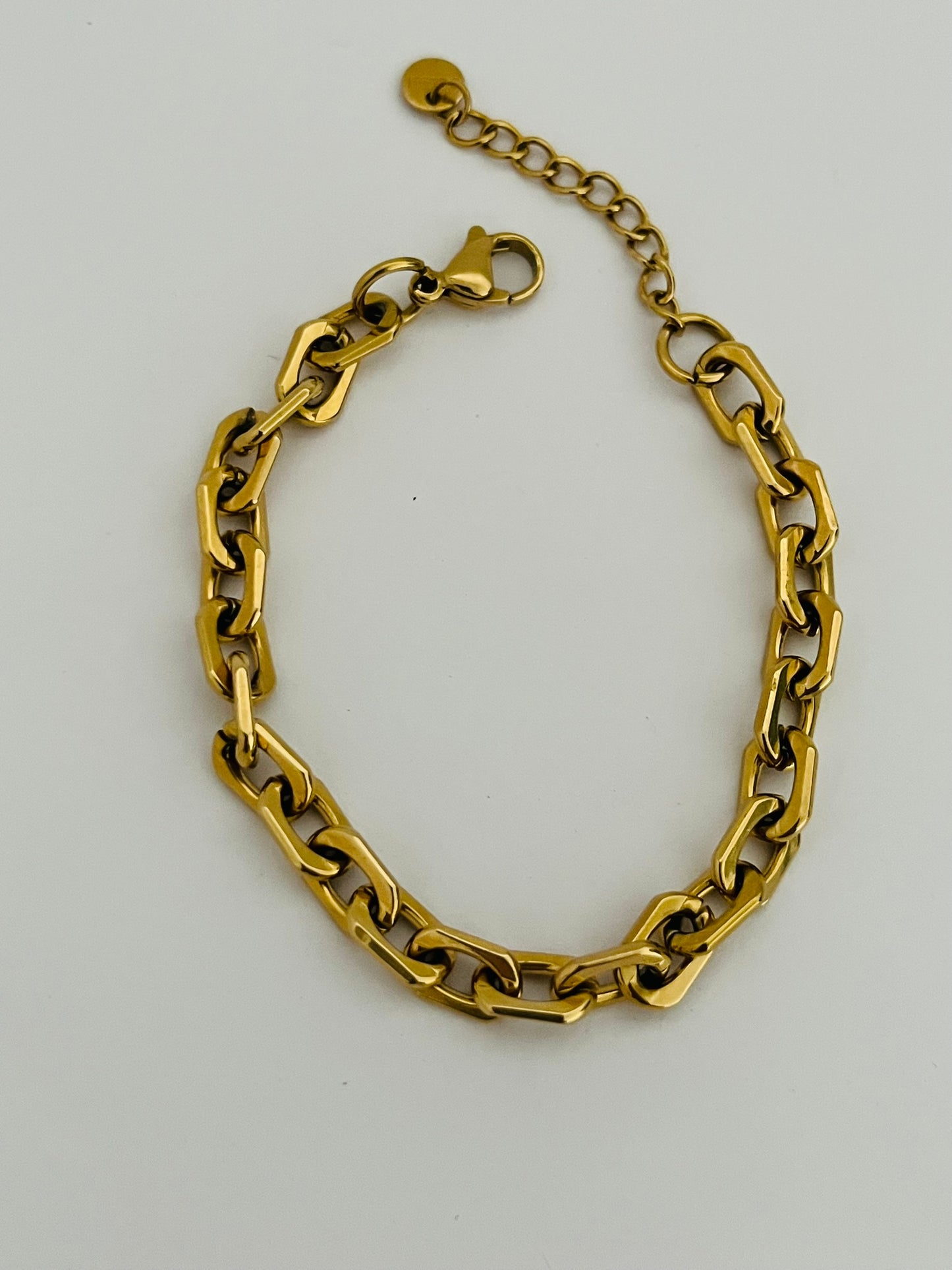 Maci chunky gold link chain bracelet