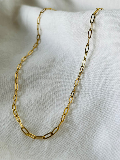 Sofia Fine Paperclip Necklace