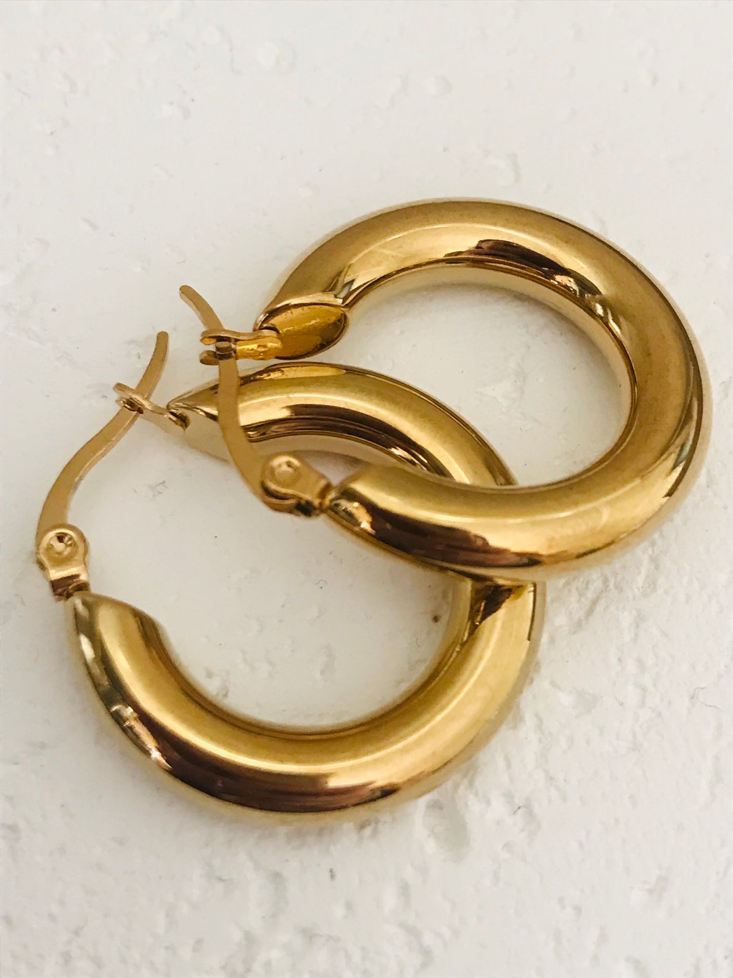Anna chunky gold hoop earrings