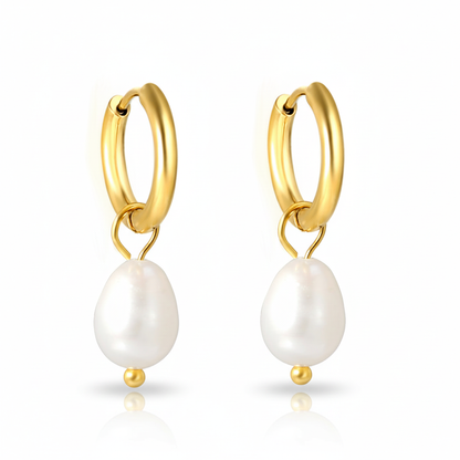 Curvy pearl earrings product photo 1