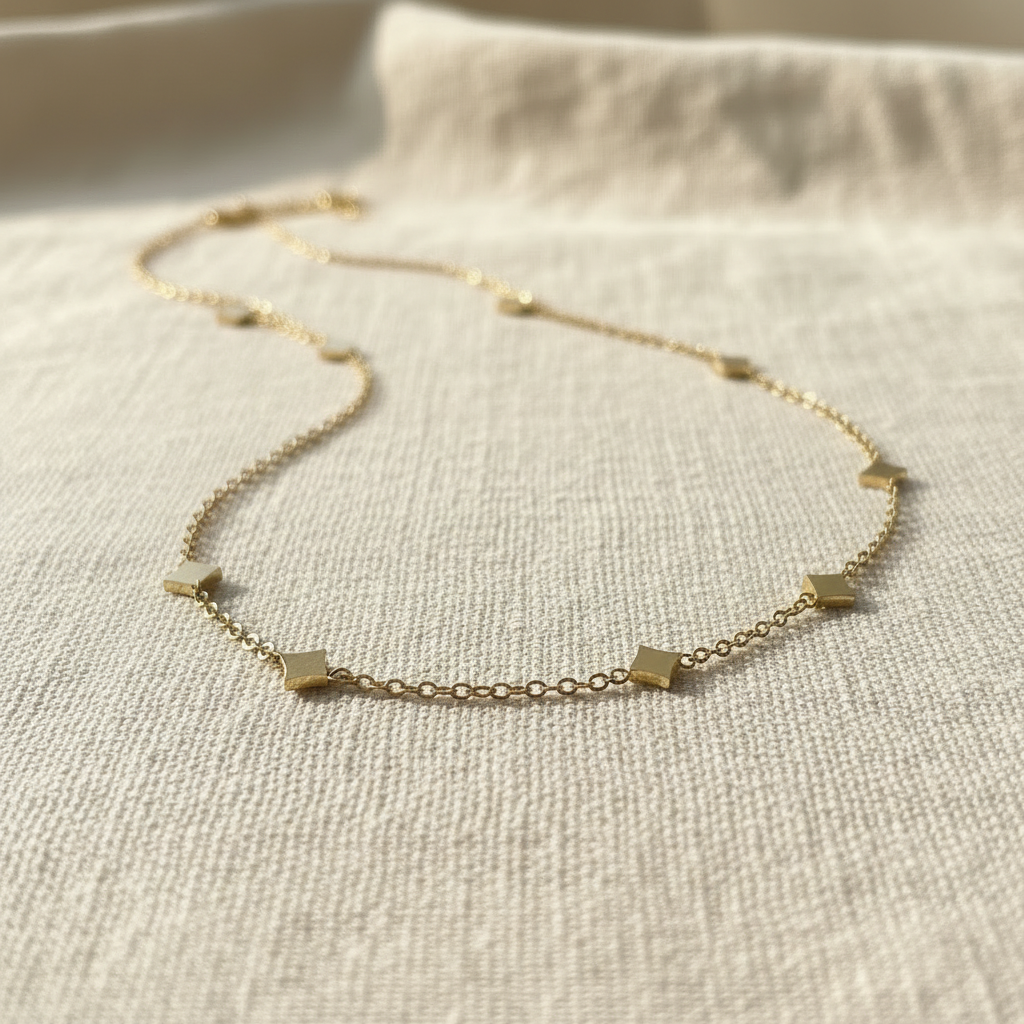 Nova Diamond Single Strand Necklace on Linen