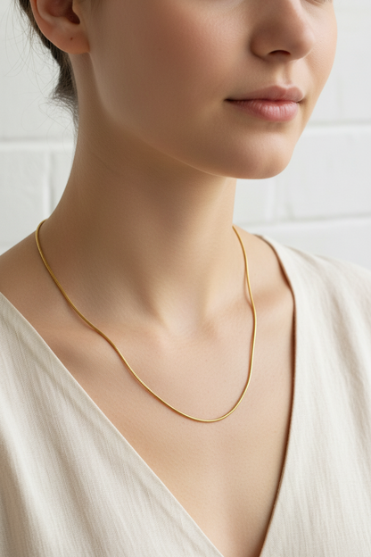 Woman wearing Alexis necklace - lifestyle shot
